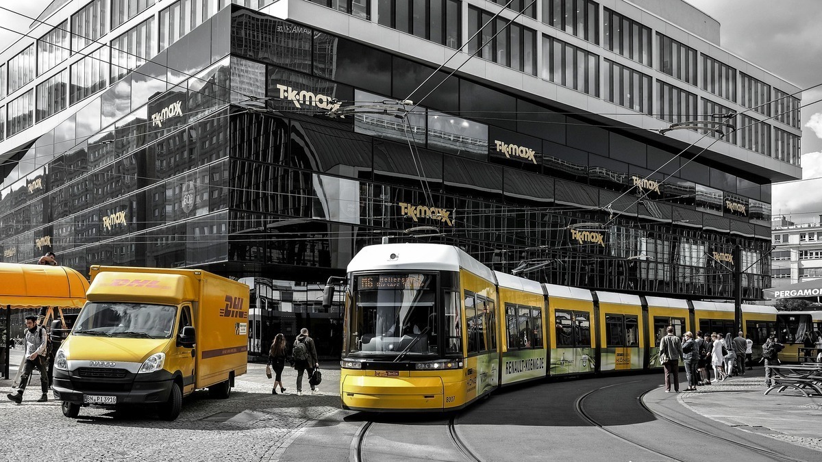 Mobilität & Verkehr in Greifswald – Anbindung, Parken und ÖPNV im Überblick